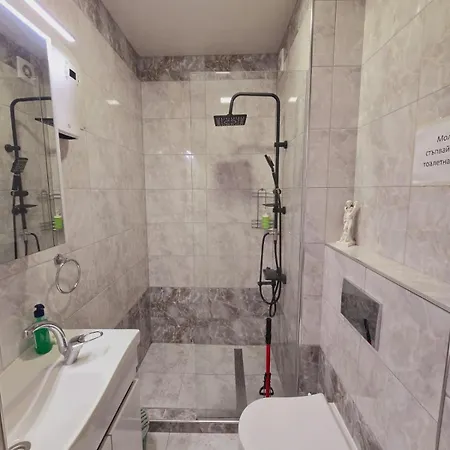 Elion House 3* ヒサリャ