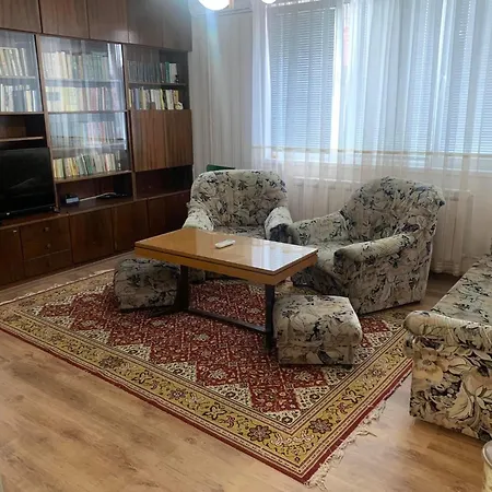 Elion House Penzion Chisarja