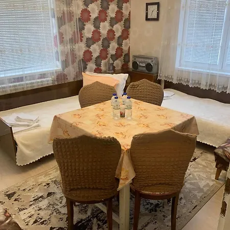 Elion House Penzion 3*