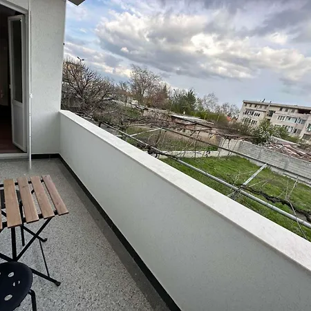 Elion House Penzion Chisarja