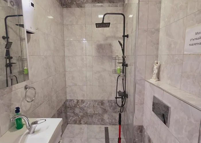 Elion House 3* Chisaria