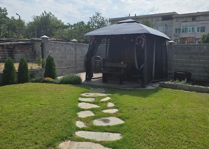 Pensjonat Elion House 3*